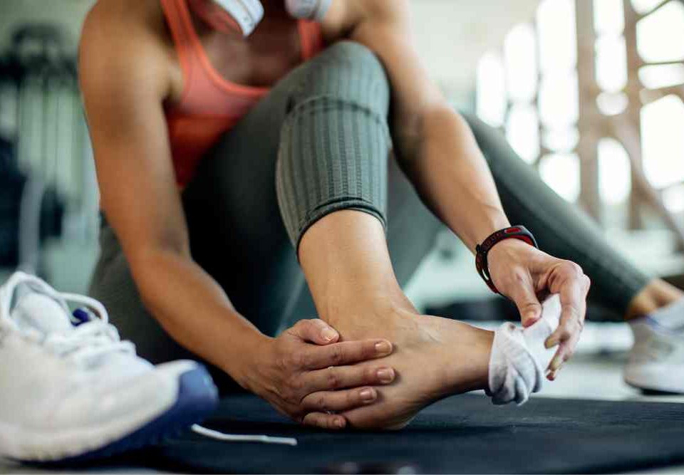 Treatments of Pain on Side of Foot