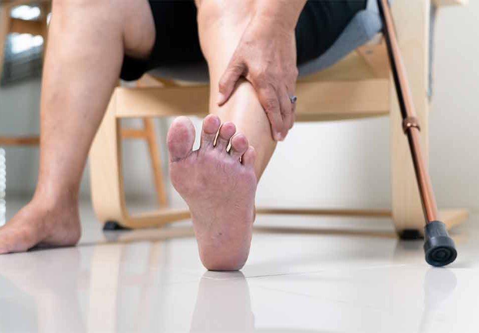 10 Common Foot Problems in the Elderly